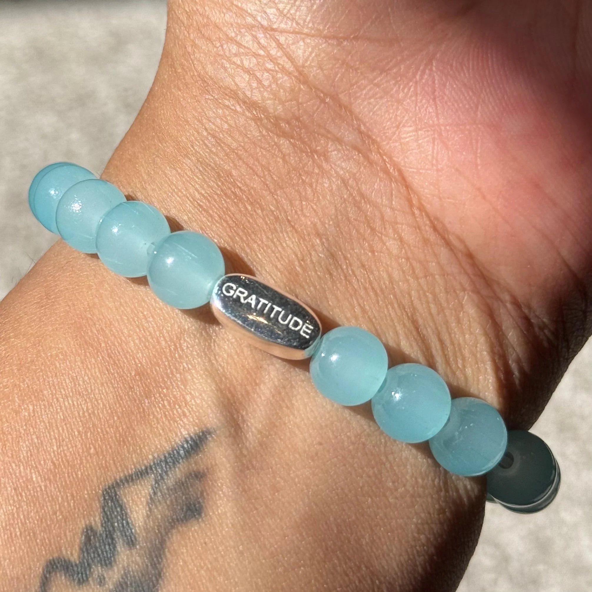Aqua Chalcedony and Sterling Silver Beaded Bracelet - Image 7