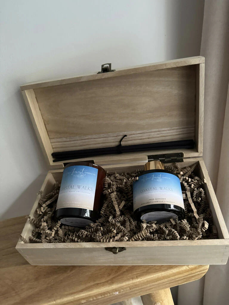 Coastal Walks Candle and Reed Diffuser Gift Set - Image 3