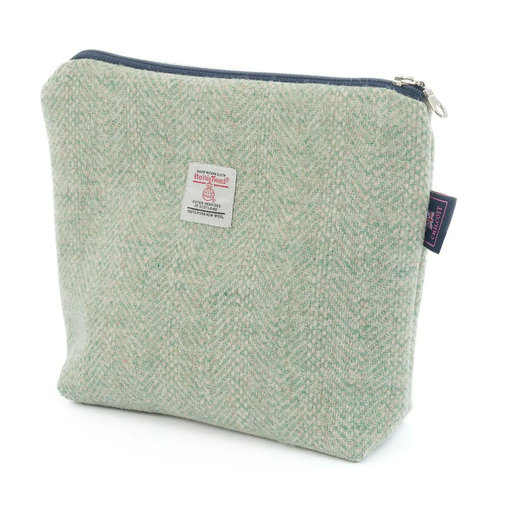Chilcott Harris Tweed® Kit Bag - Light Green - Image 5