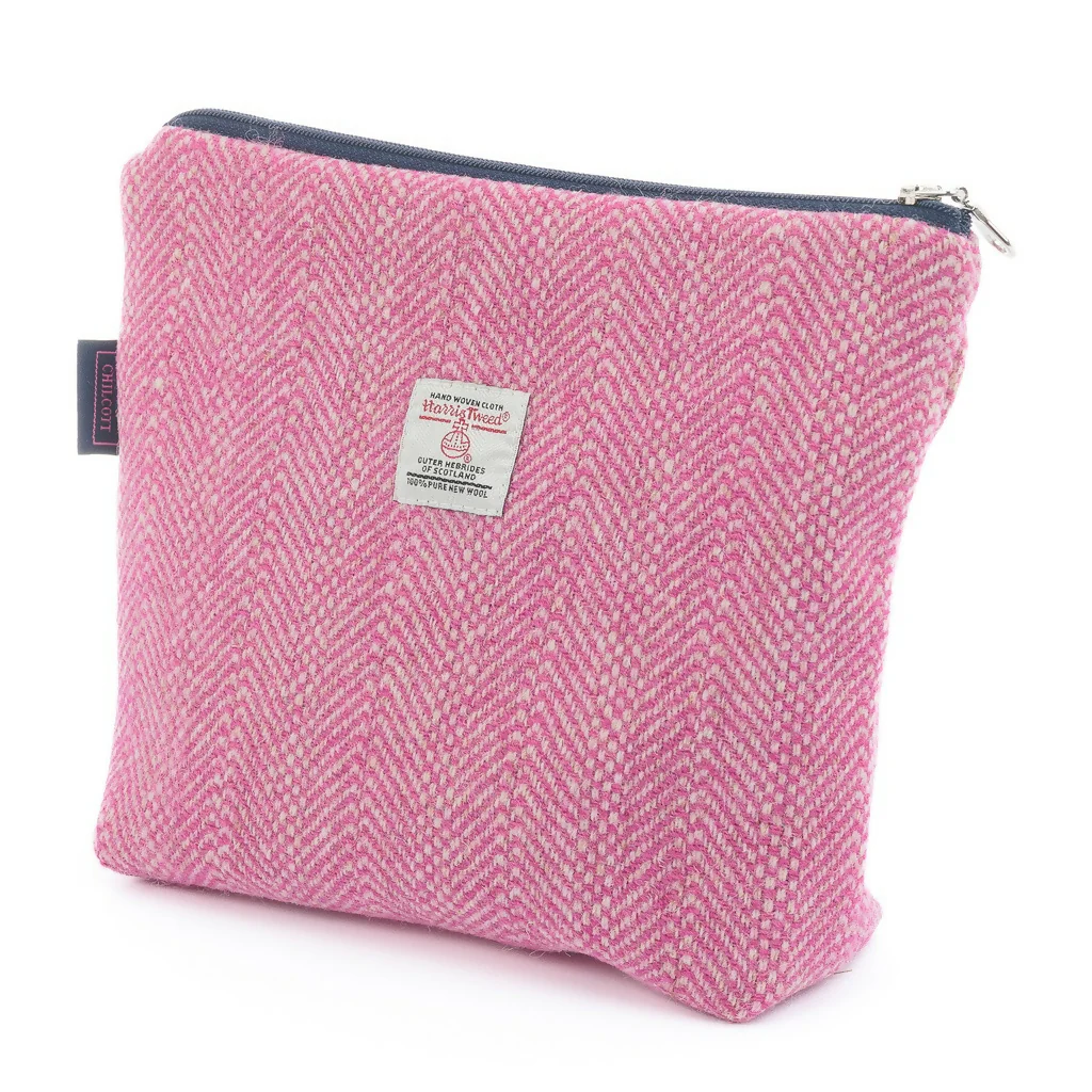 Chilcott Harris Tweed® Kit Bag - Pink - Image 4