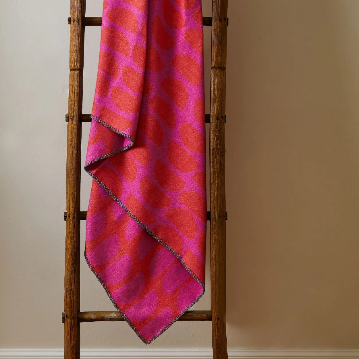Cotton Halfmoon Throw in Navy - Image 2
