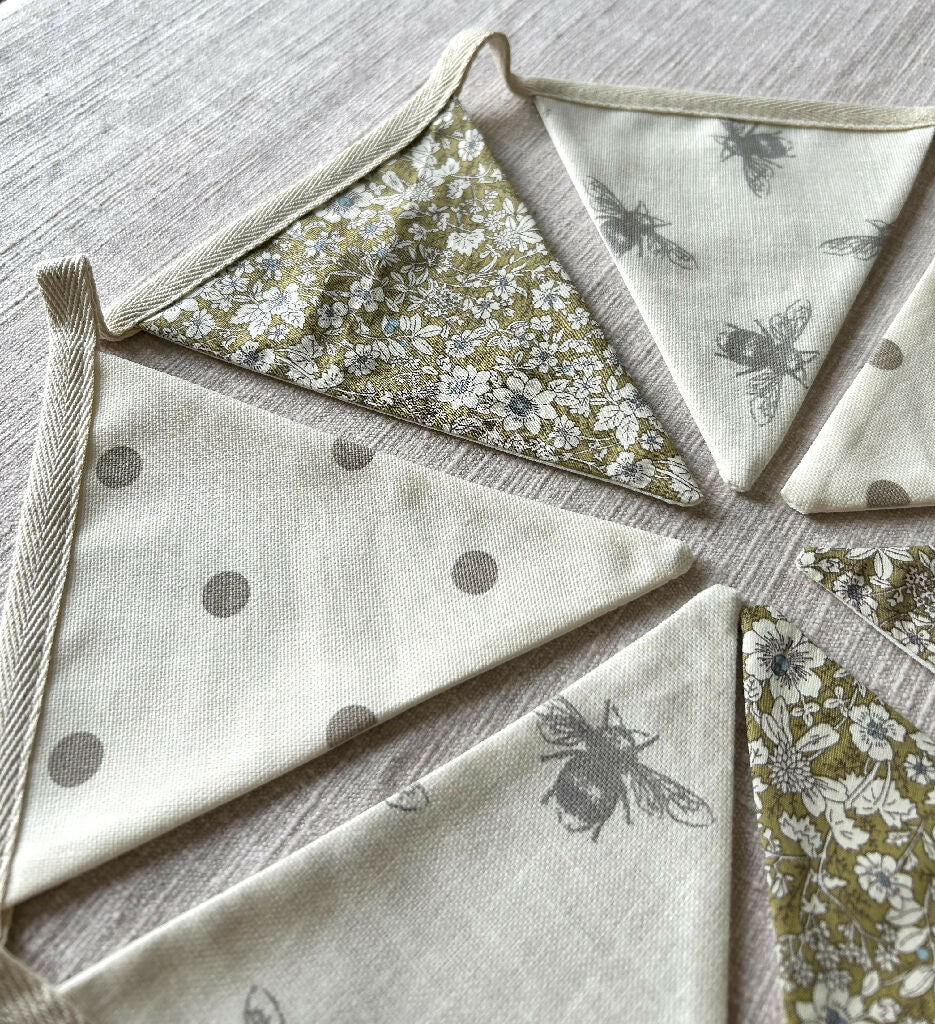 Country Bunting - Image 6