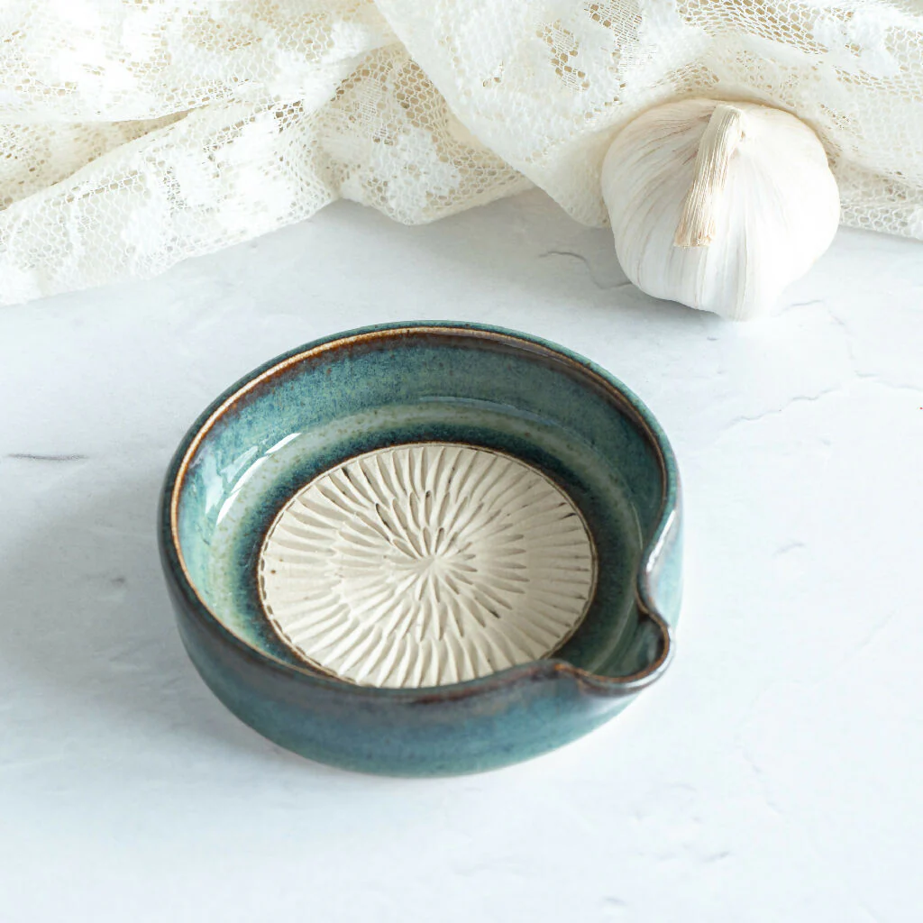 Garlic and Ginger Grater - Image 8