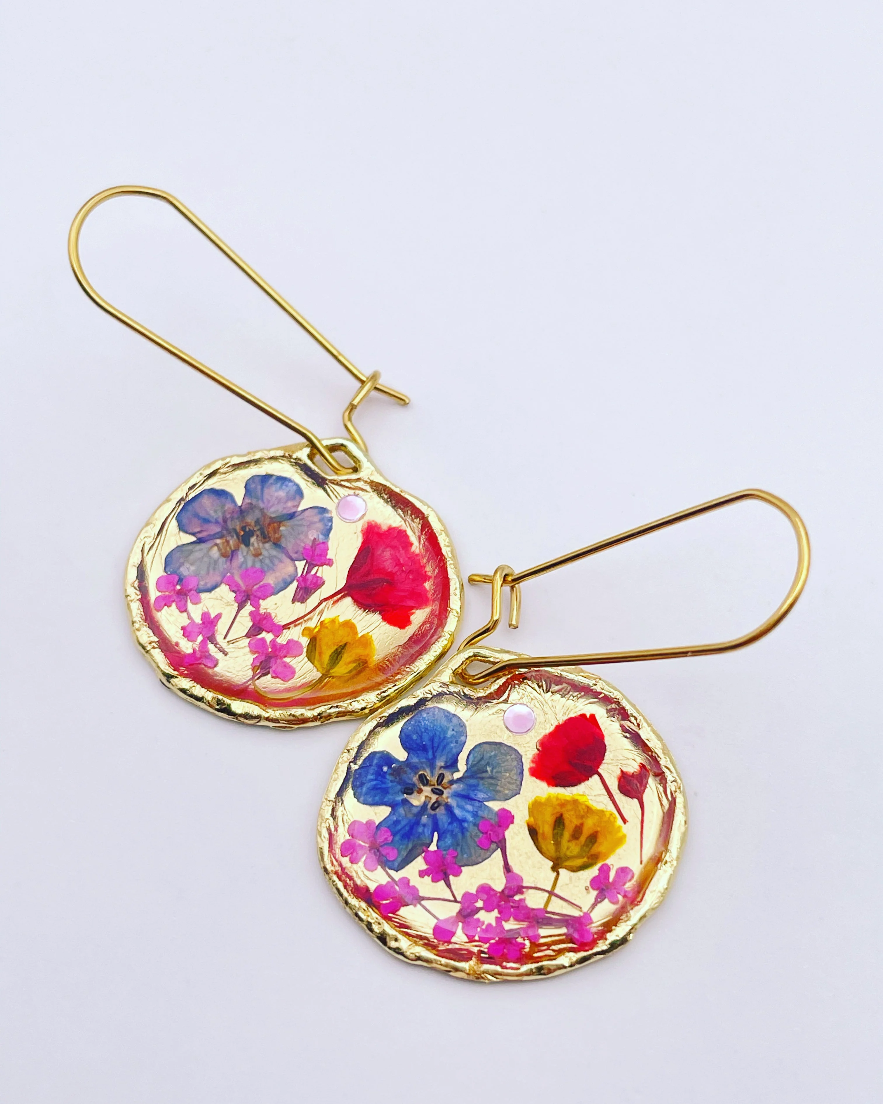 Gold dangle earrings with poppy and blue flowers - Image 4