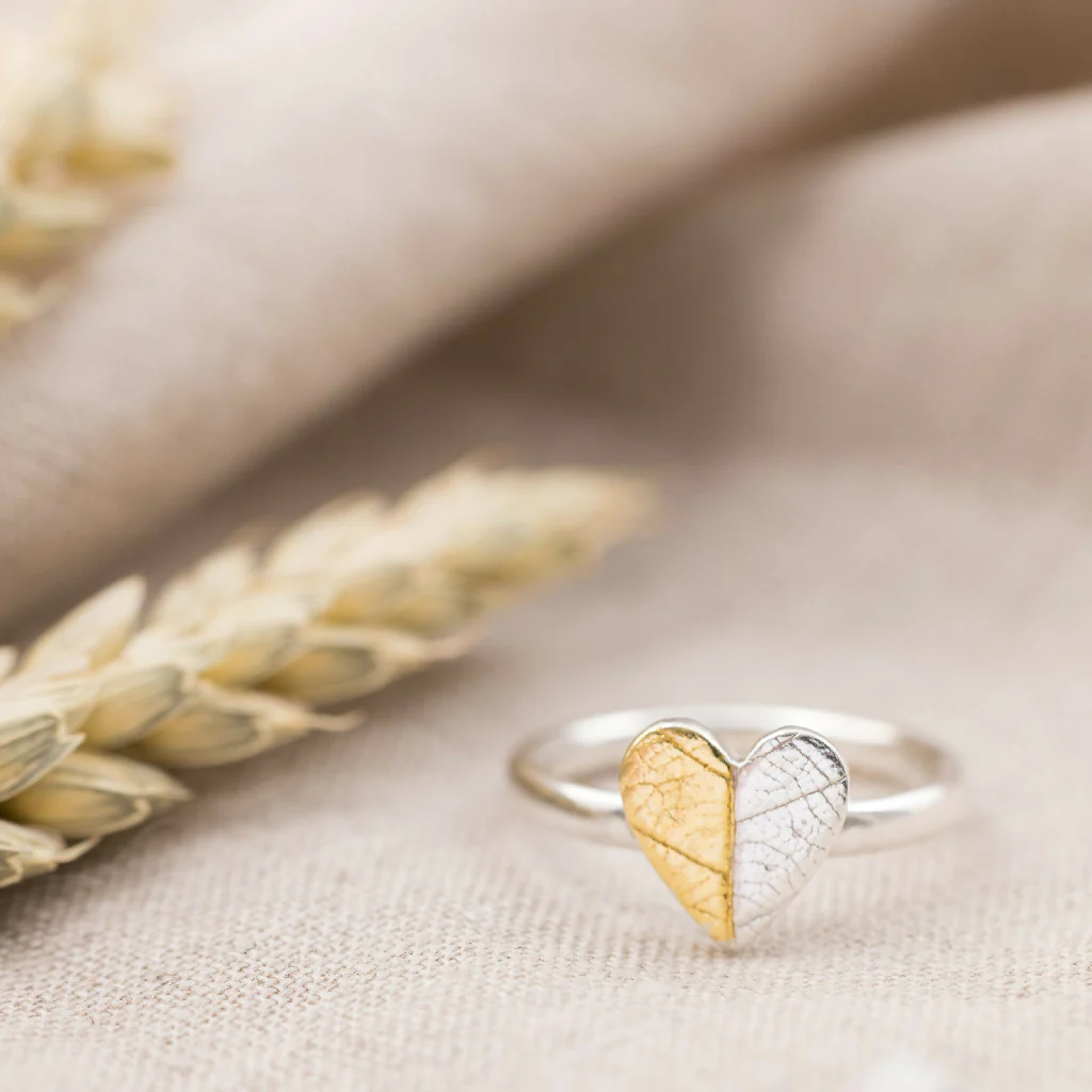 Handcrafted Silver and Gold Heart Ring Inspired by Nature - Image 10