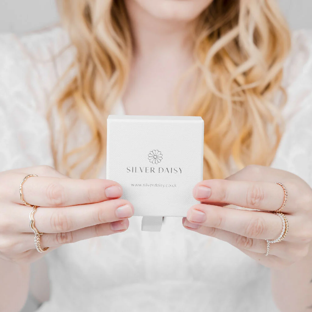 Handcrafted Silver and Gold Heart Ring Inspired by Nature - Image 11