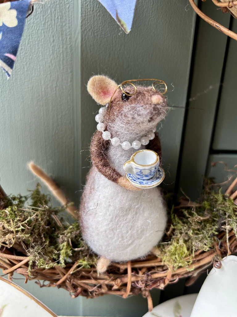 Handmade Needle-Felted Lady Mouse with Teacup on Rustic Wreath - Image 3