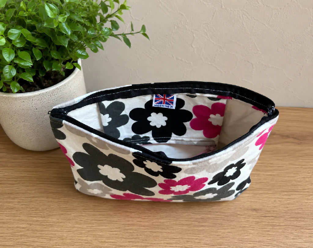  Handmade Pink Flower Wash Bag - Image 2