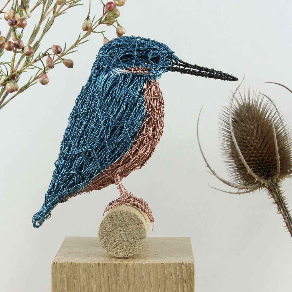 Kingfisher Wire Bird Sculpture - Image 6