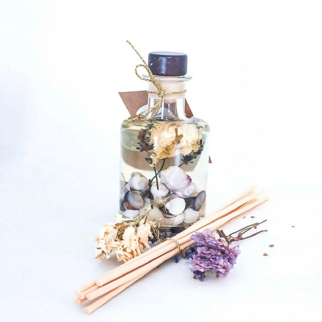 LAVENDER LUXURY REFILLABLE BOTANICAL DIFFUSER (200ml) - Image 6