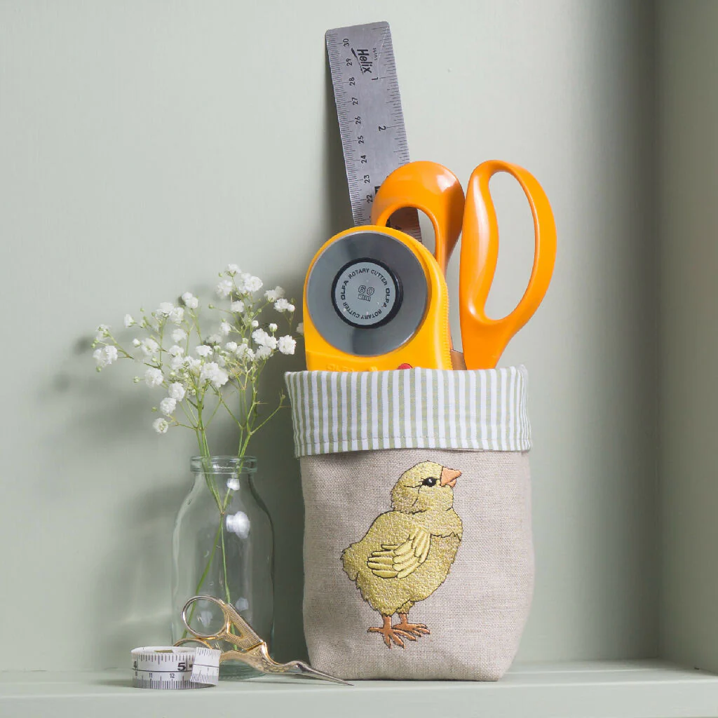 Make Your Own Little Chick Fabric Pot Sewing Kit - Image 5