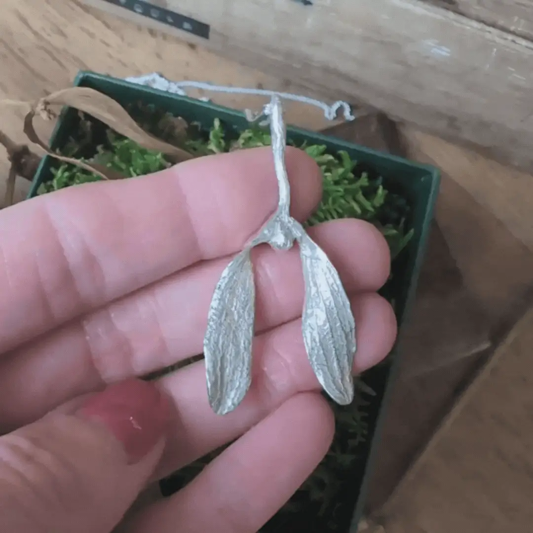 Mistletoe Necklace - Image 3
