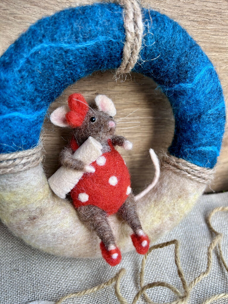 Needle-Felted Seaside Mouse in Red Polka Dot Swimsuit on Summer Coastal Wreath - Image 6