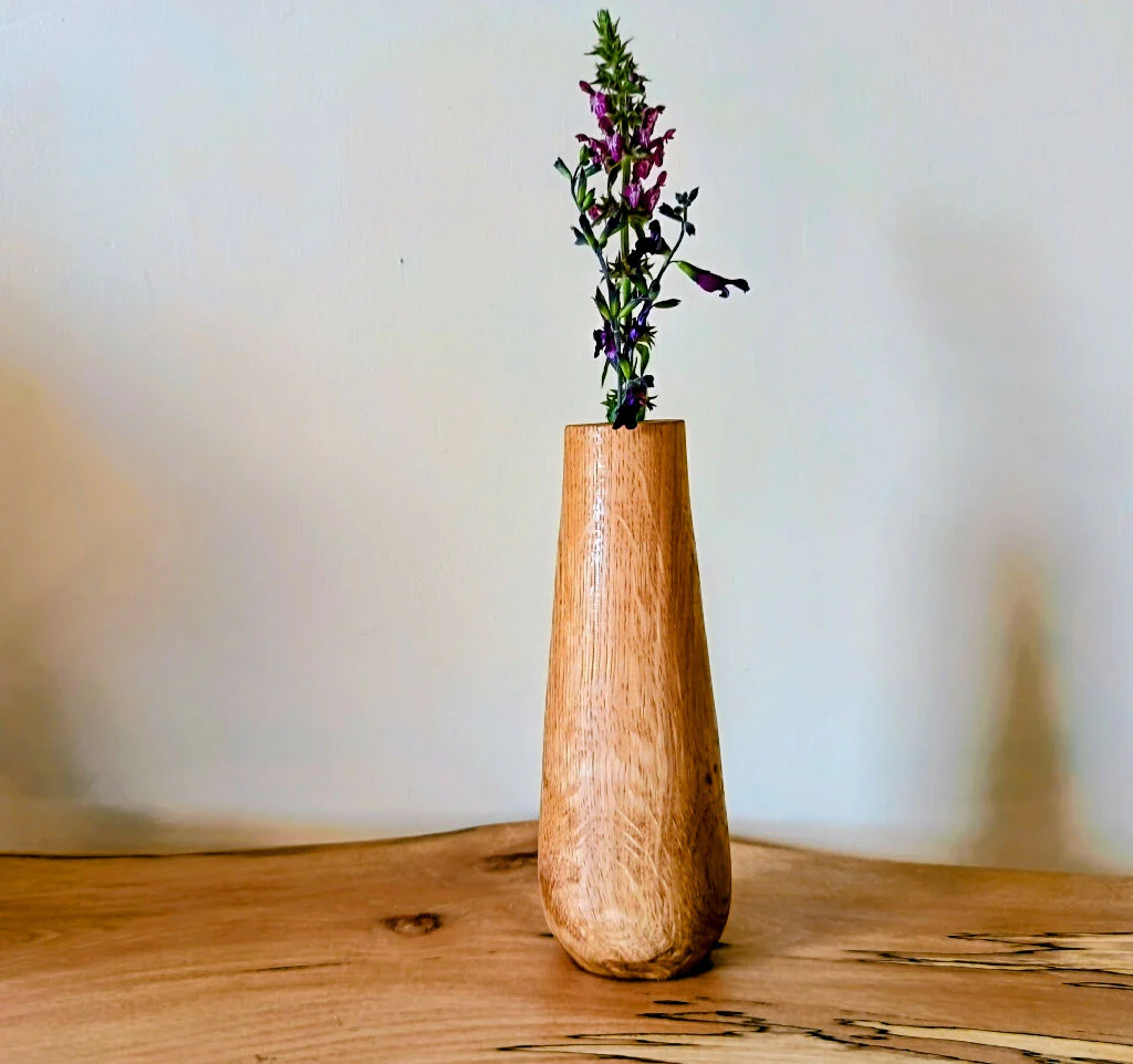 Oak bud vase - Image 2