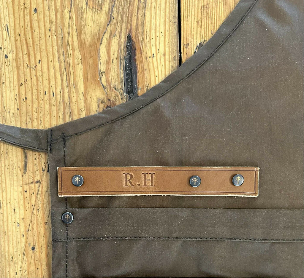 Original Full Bib Apron - Classic Waxed Cotton - Image 7