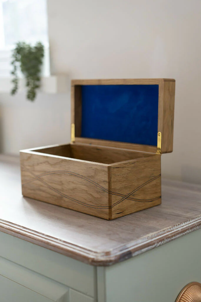 Spalted Oak with blue lines - Image 3