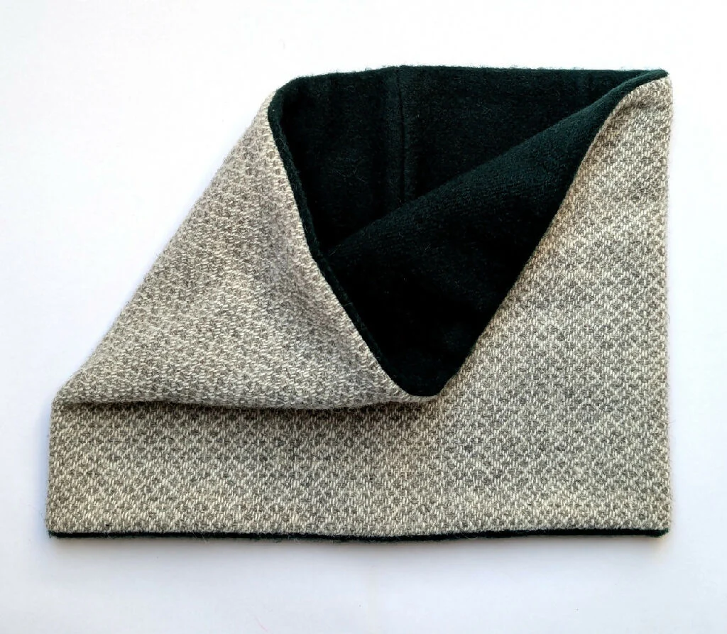 Welsh Wool and Cashmere Scarf - Image 3